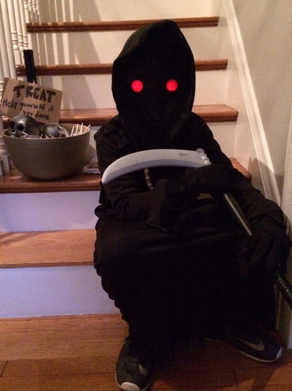 Halloween Kinderkostüm  – Dunkler Geist mit roten Augen & Sense