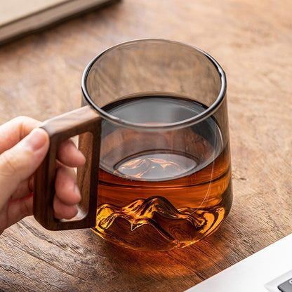 Glas Trinkbecher mit Holzgriff – Stylischer Becher für Tee, Kaffee & Saft ☕✨