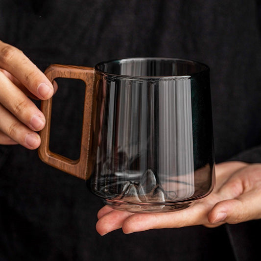Glas Trinkbecher mit Holzgriff – Stylischer Becher für Tee, Kaffee & Saft ☕✨